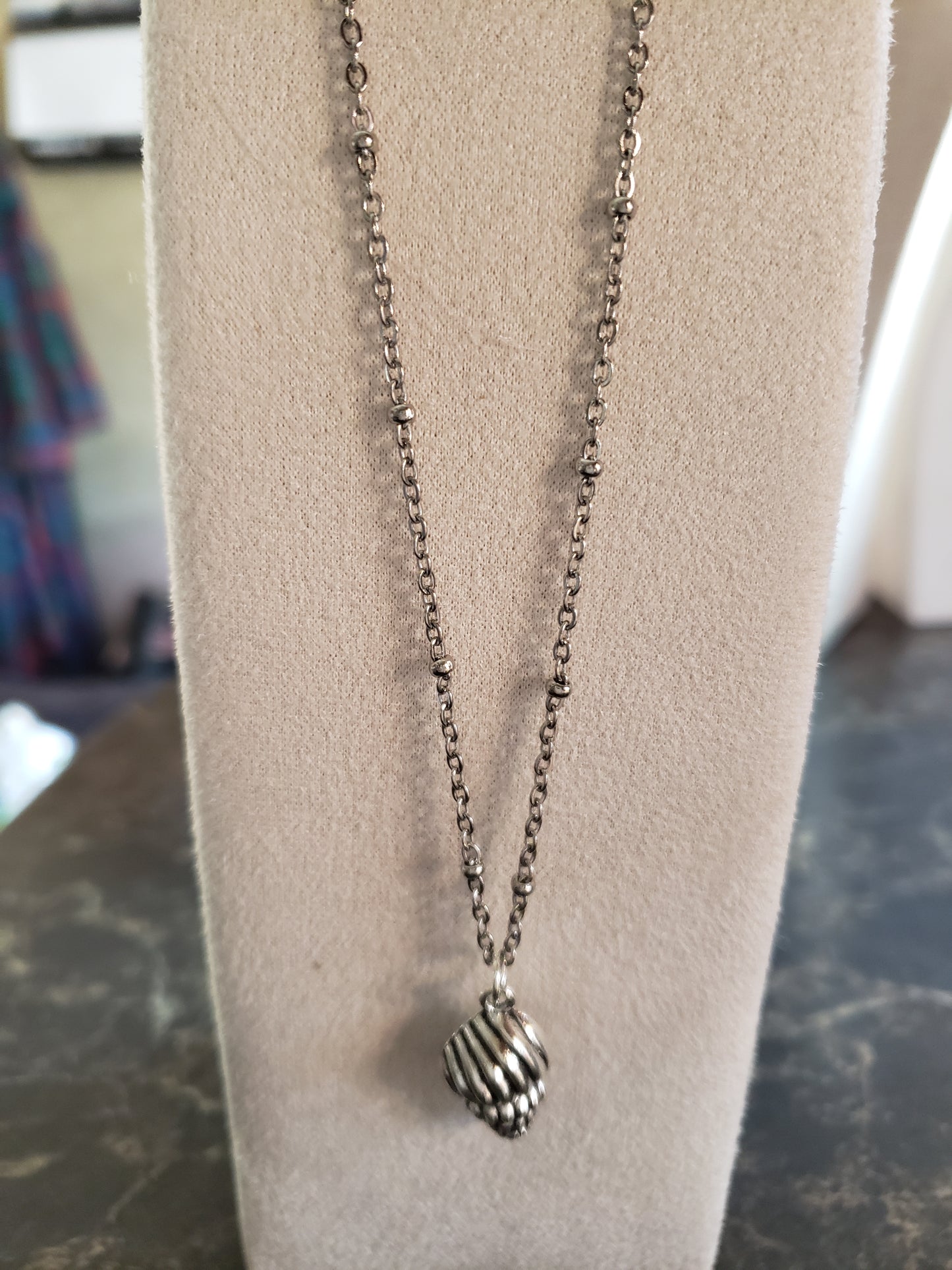 single necklace with charm