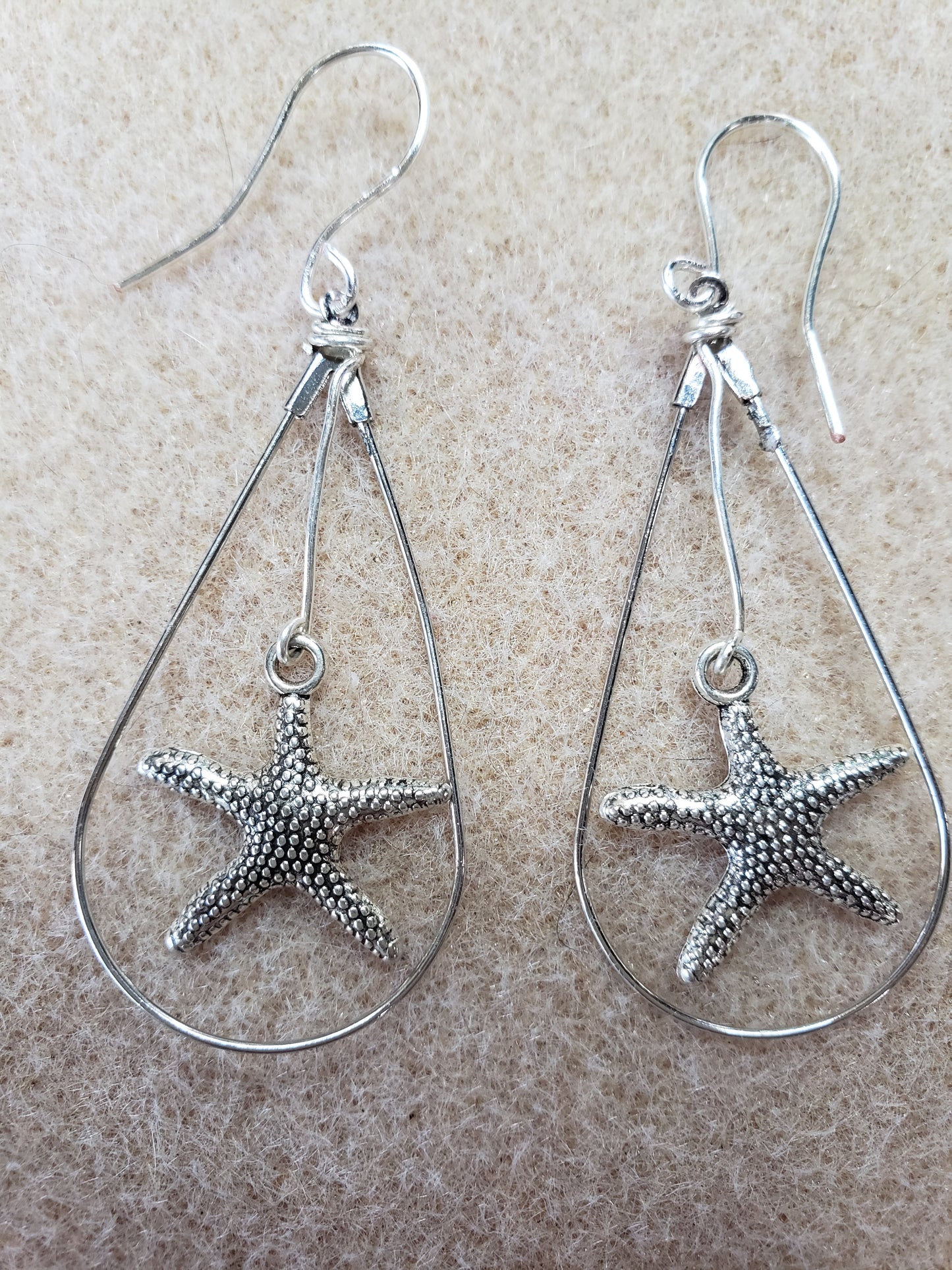The Sea Series-Silver Pear shaped Earring with Star Fish Charm