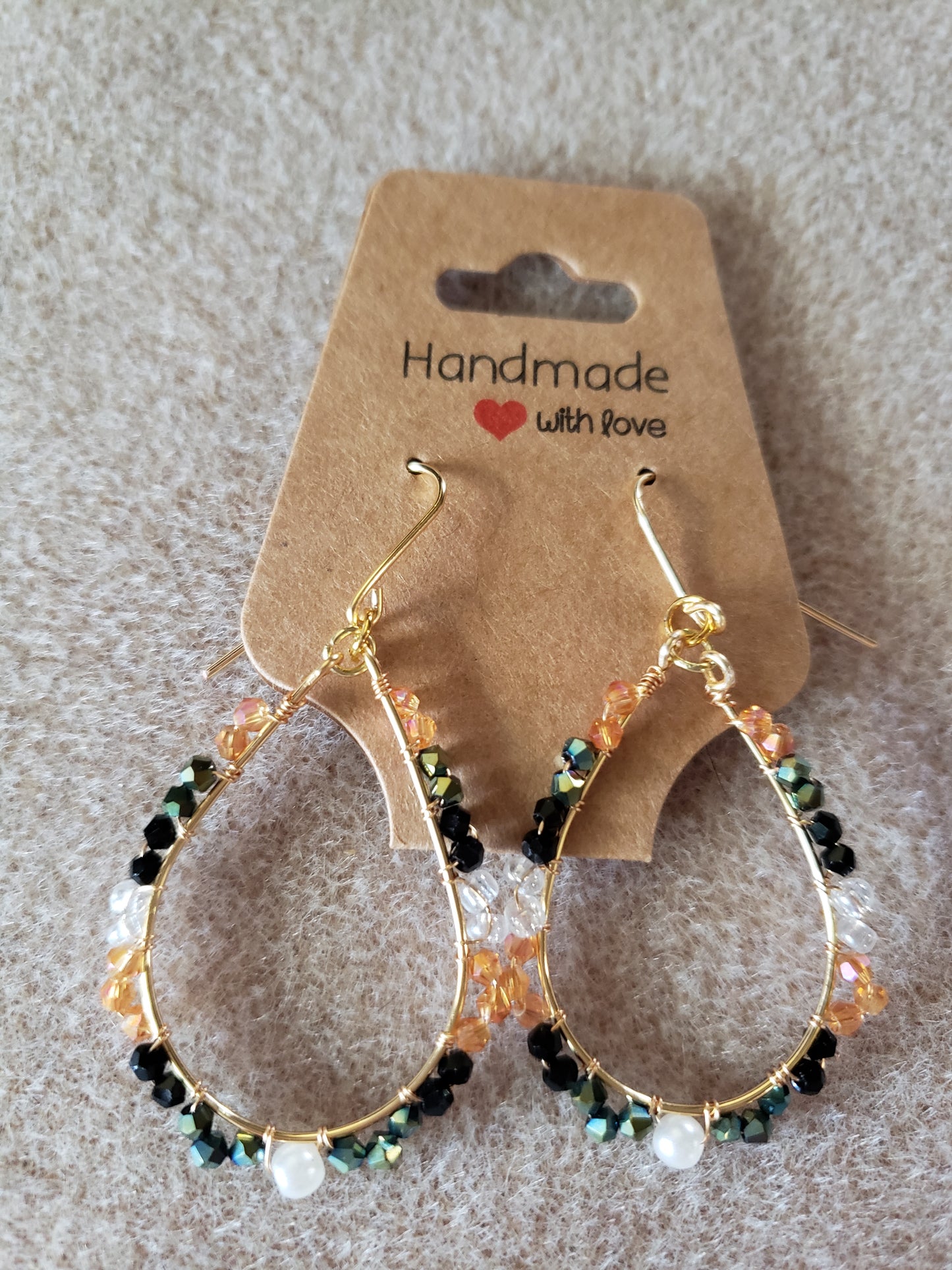 Dangle oval earrings
